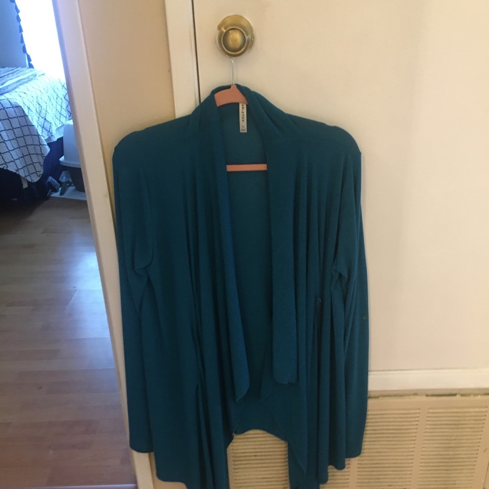 Fabletics yoga sweater with zipper